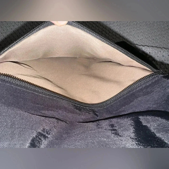 Baggallini 3 Compartment Foldover Black Crossbody Bag - Picture 6 of 10